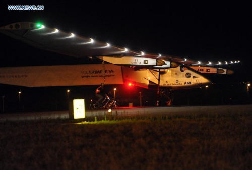 Swiss-made solar-powered plane Solar Impluse 2 arrives at Nanjing Lukou International Airport in Nanjing, capital of east China's Jiangsu Province, April 21, 2015. Swiss-made solar-powered plane Solar Impluse 2 arrives at Nanjing Lukou International Airport in Nanjing, capital of east China's Jiangsu Province, April 21, 2015.