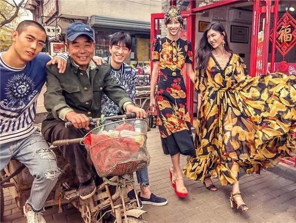 Promo photo #DGlovesChina#/ Dolce & Gabbana Promo photo #DGlovesChina#/ Dolce & Gabbana
