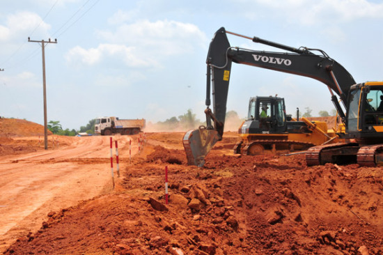A construction site of the Laos-China railway in Laos, May 1, 2017. (Photo/Xinhua) A construction site of the Laos-China railway in Laos, May 1, 2017. (Photo/Xinhua)