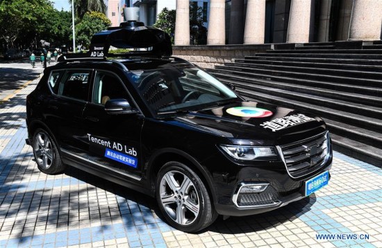 Photo taken on May 14, 2018 shows a self-driving vehicle for road testing in Shenzhen, south China's Guangdong Province.Tencent Monday received a government permit to test its self-driving car on certain public roads in the southern Chinese city of Shenzhen. (Xinhua/Mao Siqian) Photo taken on May 14, 2018 shows a self-driving vehicle for road testing in Shenzhen, south China's Guangdong Province.Tencent Monday received a government permit to test its self-driving car on certain public roads in the southern Chinese city of Shenzhen. (Xinhua/Mao Siqian)