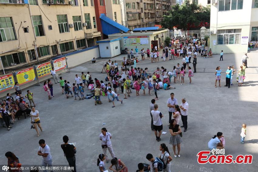 Students have no place to study after school renting classrooms to hotel (1/3)