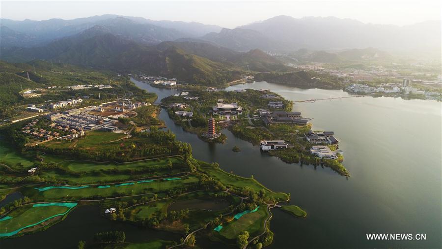 Breathtaking scenery of Yanqi Lake in Beijing(1/11)
