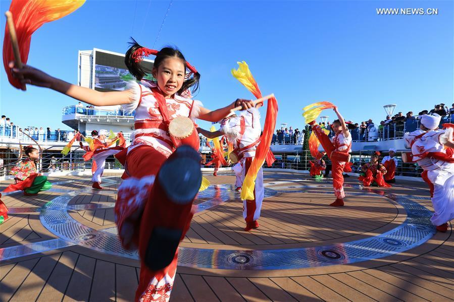 Chinese culture in spotlight on Silk Road cruiseliner(1/7)