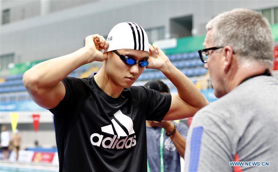 Ning Zetao takes part in training session during Chinese National Games(1/4)