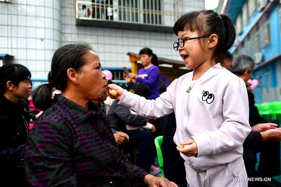 Chongyang Festival: Day to pay respect to seniors(1/3)