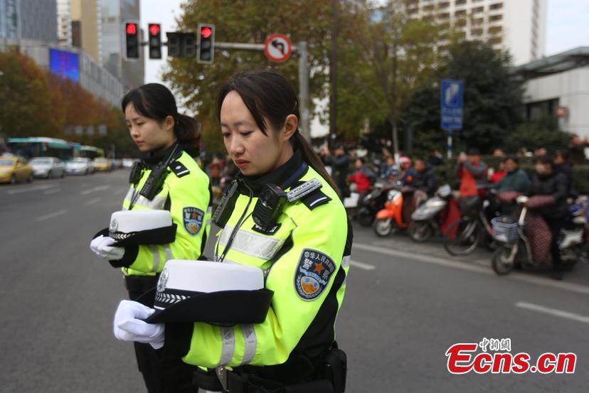 China holds nationwide activities to commemorate Nanjing Massacre victims(1/10)