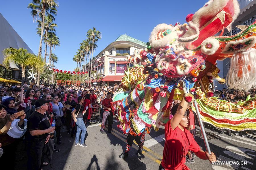 Chinese lunar new year celebrated in Los Angeles(1/4)