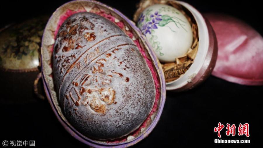 Historian possibly has the world's oldest Easter eggs(1/3)