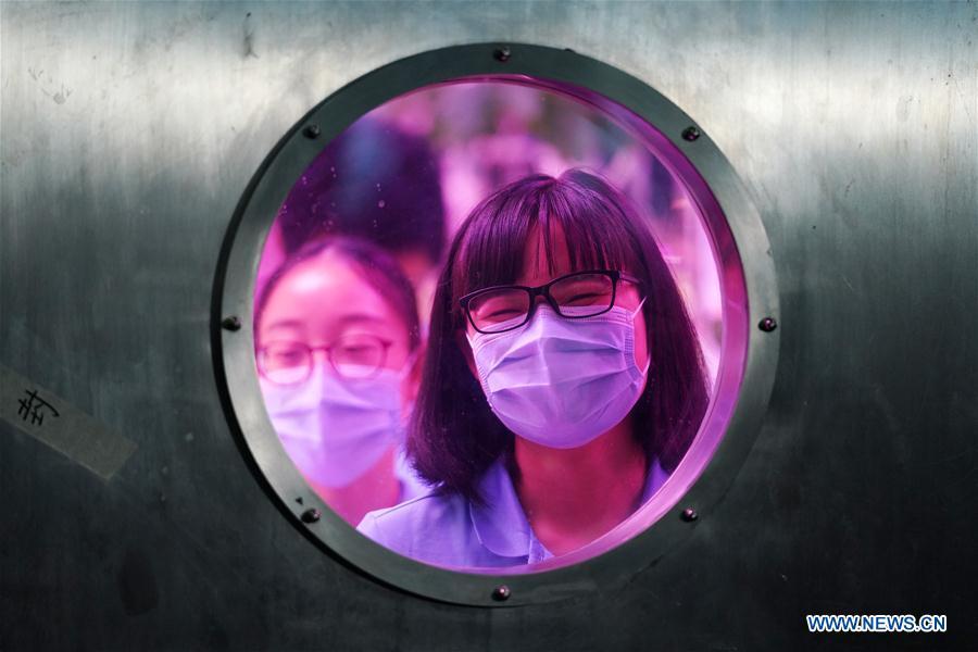 China sets record for longest stay in self-contained moon lab(1/7)