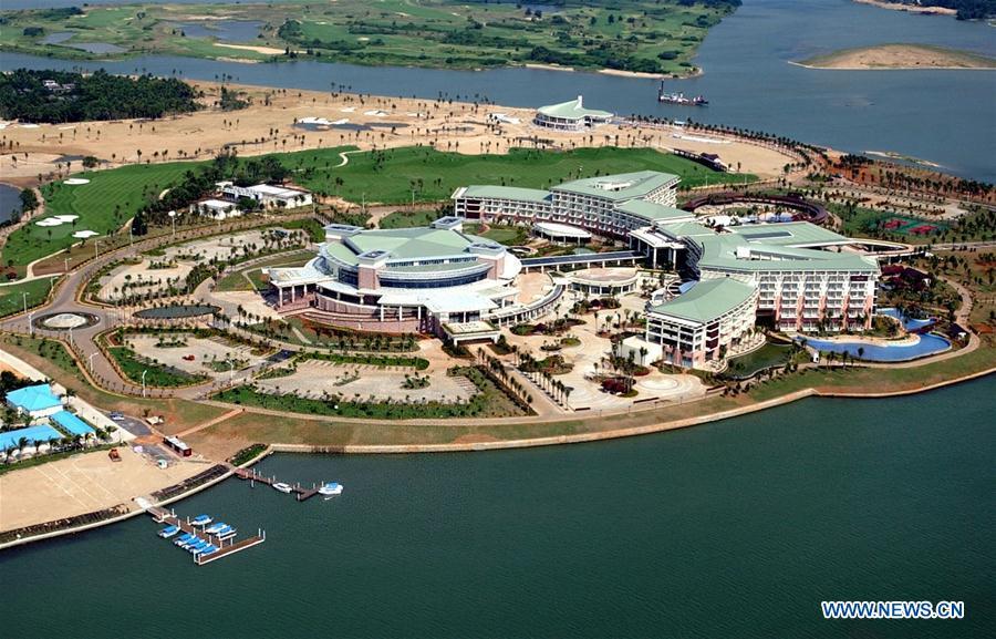 Photo taken in 2003 shows a view of the international conference center of the Boao Forum for Asia in Boao, south China\'s Hainan Province. This year marks the 40th anniversary of China\'s starting to implement reform and opening up policy. (Xinhua/Jiang Enyu)