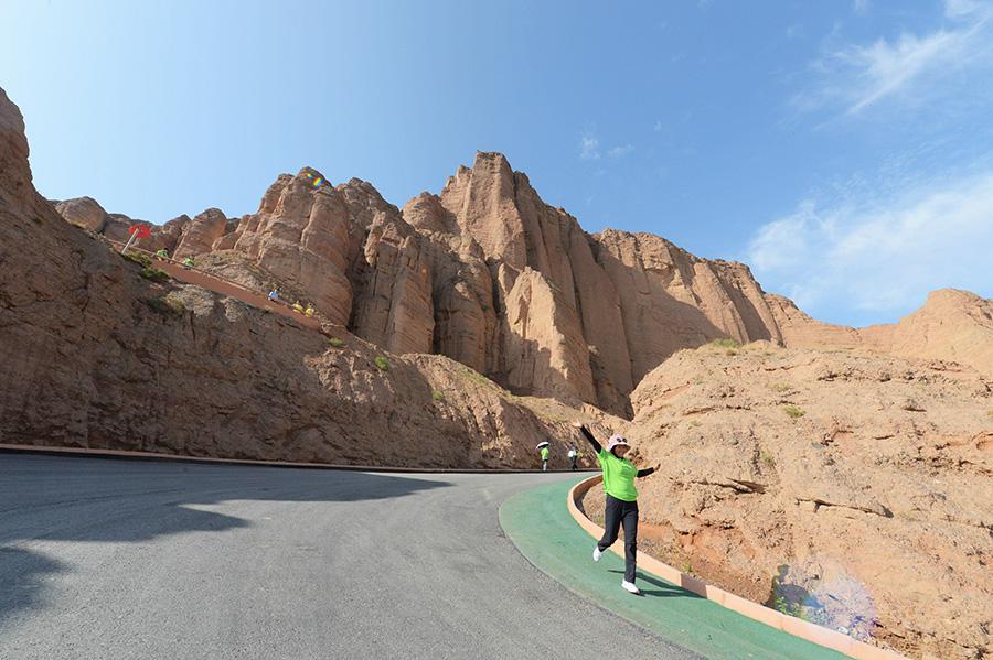 Photo taken on May 22, 2018, shows the scene of the Yellow River stone forest national geological park in Jingtai county, Gansu Province. The landscape was formed due to collective forces of wind erosion, gravity collapse as well as the control of tectonic movements. (Photo by Pei Qiang/Asianewsphoto)