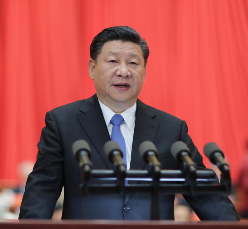 President Xi Jinping speaks at the opening of the 19th Meeting of the Academicians of the Chinese Academy of Sciences and the 14th Meeting of the Academicians of the Chinese Academy of Engineering on Monday in Beijing. (Photo/Xinhua)
President Xi Jinping called on Monday for concerted endeavors and strategic arrangements in key cutting-edge technologies and in fields subject to other countries\' control to achieve innovative breakthroughs. Here are the highlights of his speech.