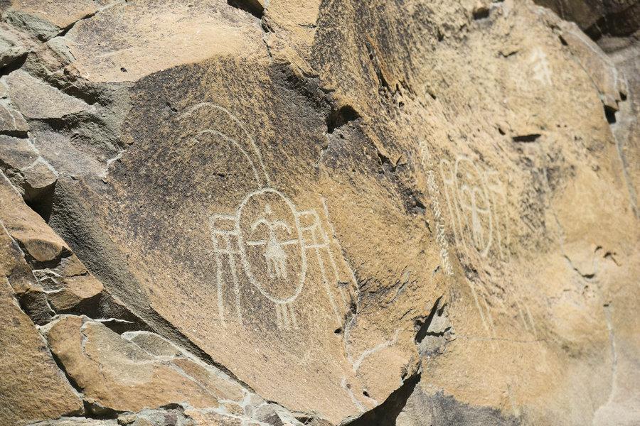 Rock art on the Helan Mountain in Ningxia Hui autonomous region, May 21, 2018. (Photo provided to chinadaily.com.cn)
There is an old, clever saying —if the \