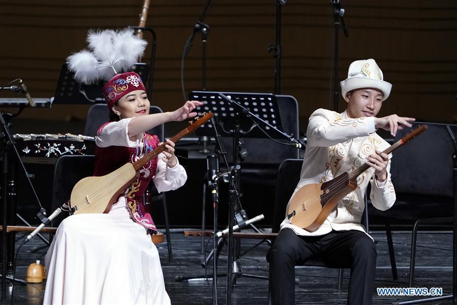 Kyrgyz musicians perform at the Shanghai Cooperation Organization (SCO) Art Festival in Beijing, capital of China, May 30, 2018. The festival opened here on Wednesday and will last until Friday. (Xinhua/Shen Bohan)