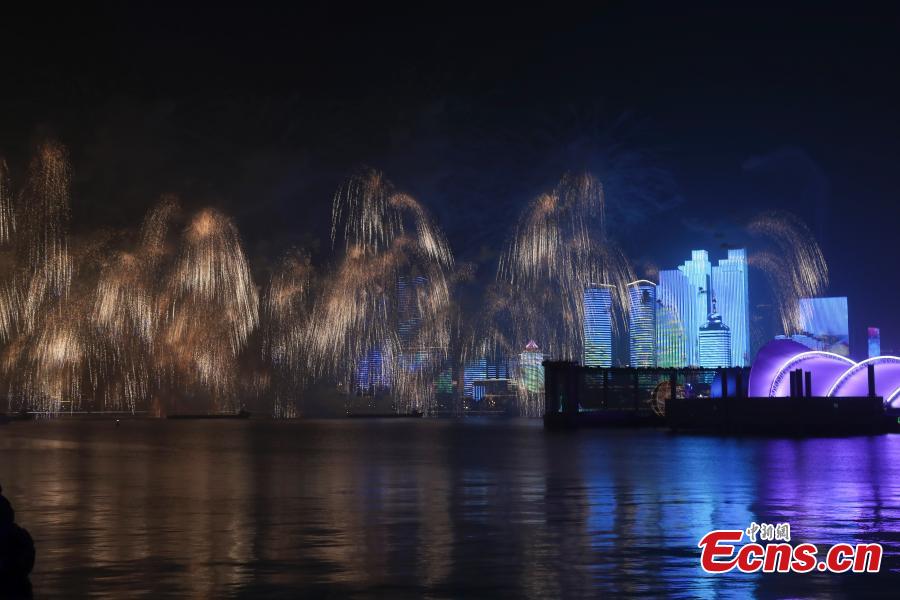 A light show and fireworks display is held to welcome guests attending the 18th Shanghai Cooperation Organization (SCO) Summit in Qingdao, Shandong Province, June 9, 2018. (Photo: China News Service/Sheng Jiapeng)