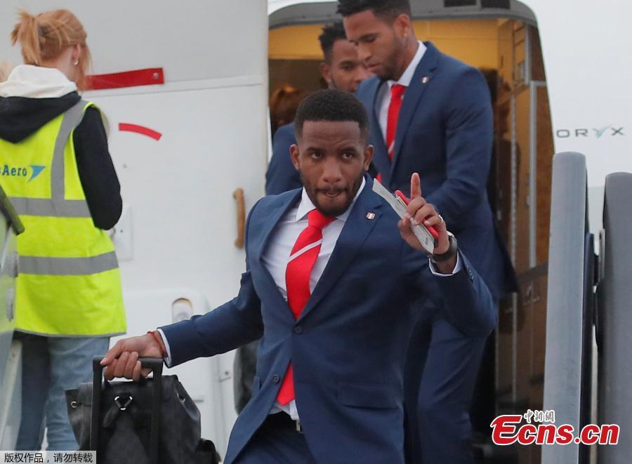 Peru\'s Jefferson Farfán arrives at the Sheremetyevo international airport, outside Moscow, Russia, to compete in the 2018 World Cup in Russia. (Photo/Agencies)