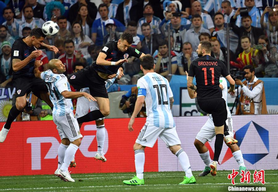 A match between Argentina and Croatia in a Group D match of the World Cup in Nizhny Novgorod, Russia, June 21, 2018. Croatia won 3-0. (Photo: China News Service/Mao Jianjun)