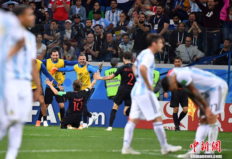 A match between Argentina and Croatia in a Group D match of the World Cup in Nizhny Novgorod, Russia, June 21, 2018. Croatia won 3-0. (Photo: China News Service/Mao Jianjun)