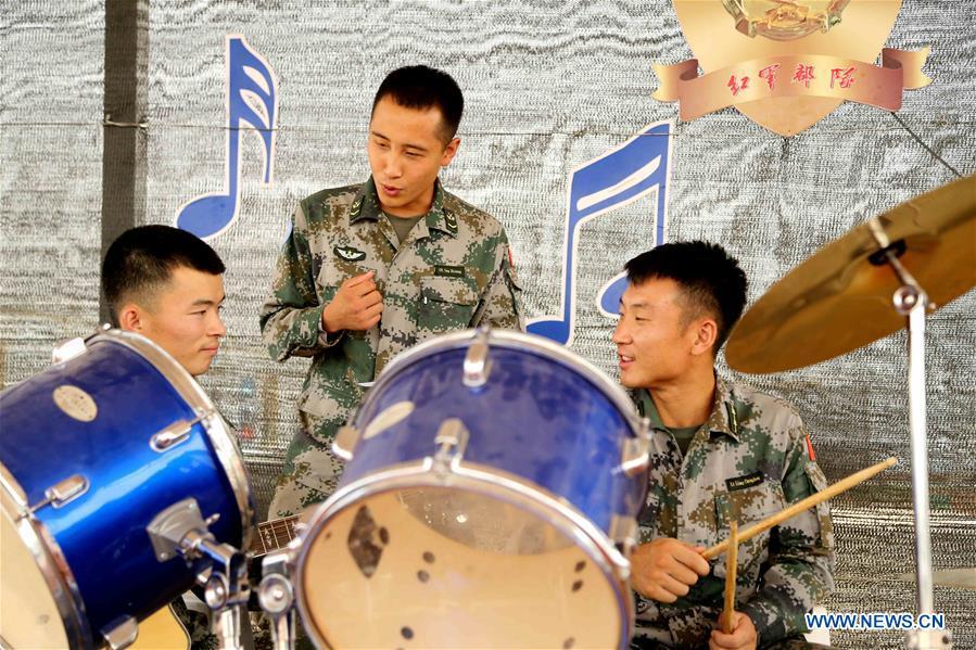 Chinese peacekeepers pratise for their Blue Tone band at the Chinese camp of the UN Multidimensional Integrated Stabilization Mission in Mali, May 12, 2018. In late 2013, China, for the first time, dispatched a security force of 170 soldiers to the UN Multidimensional Integrated Stabilization Mission in Mali (MINUSMA). Among the fifth batch of Chinese peacekeepers of MUNISMA, six soldiers established Blue Tone band in their spare time. On May 12, 2018, the Blue Tone band held a farewell concert before its members returned to China. This year marks the 70th anniversary of UN peacekeeping. China began its participations in the UN peacekeeping operations in 1990. Today, China has some 2,500 peacekeepers and plays an important role in promoting and maintaining world peace. (Xinhua/Han Lijian)
