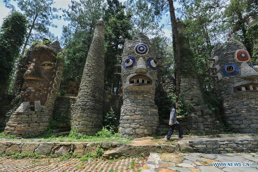 Song Peilun is seen at his stone castle \