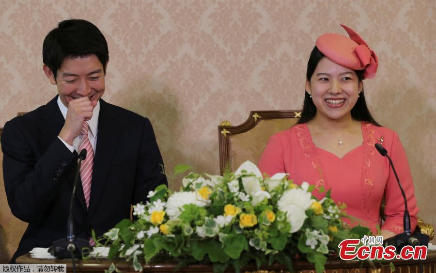 Japanese Princess Ayako, the third daughter of the late Prince Takamado, and her fiance Kei Moriya, a 32-year-old employee of shipping firm NYK Line, attend a news conference to announce their engagement at the Imperial Household Agency in Tokyo, Japan, July 2, 2018. Ayako has become the second Japanese princess in two years to announce she’s marrying a commoner, a move that will force her to renounce her royal status.(Photo/Agencies)