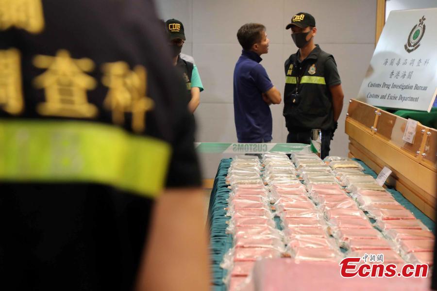 Hong Kong Customs show seized drugs, July 1, 2018. On June 30, Hong Kong Customs seized approximately 79 kilograms of suspected cocaine and one kilogram of suspected methamphetamine with an estimated market value of approximately $80 million in Tuen Mun. It is potentially the largest cocaine seize by Hong Kong Customs in five years. A 52-year-old Hong Kong man was arrested during the morning raid following a week-long operation. (Photo: China News Service/Hong Shaokui)