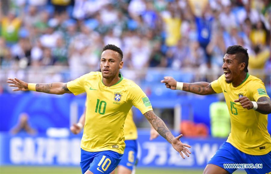 Neymar (L) of Brazil celebrates scoring with Paulinho during the 2018 FIFA World Cup round of 16 match between Brazil and Mexico in Samara, Russia, July 2, 2018. (Xinhua/Chen Yichen)