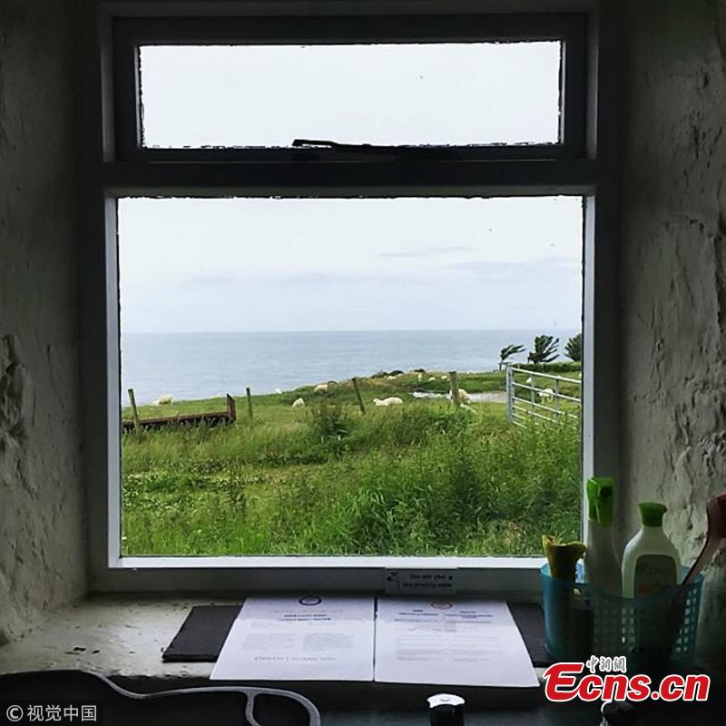 Two new wardens are needed to manage Bardsey Island in north Wales and maintain its 10 rented properties. The positions offer the warden ?16,500 and an assistant warden ?8,000 a year, with a two-bedroom home and utility bills included. Described as “incredibly challenging”, the roles also involve managing the nature reserve’s abundance of sea birds and seals. (Photo/VCG)