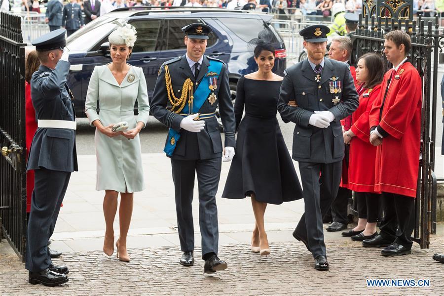 Britain\'s Prince William (3rd L), Duke of Cambridge, and his wife Catherine (2nd L), Duchess of Cambridge, Prince Harry (5th L), Duke of Sussex and his wife Meghan (4th L), Duchess of Sussex, attend a service at Westminster Abbey to mark the 100th anniversary of the Royal Air Force (RAF) in London, Britain on July 10, 2018. (Xinhua/Ray Tang)