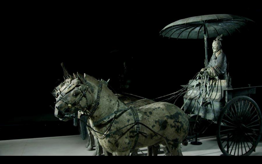 The new season of a documentary series, Every Treasure Tells a Story, will show the stories behind the artifacts from three periods in imperial China.

When director Pan Yi visited the Hebei Museum in 2016, she saw the Changxin Palace Lamp for the first time. The gilded bronze lantern－unearthed from a tomb in 1968 that was buried with a vassal king\'s wife over 2,000 years ago－is one of China\'s most well-known artifacts.

\