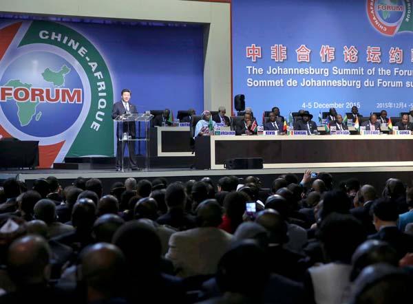 Chinese President Xi Jinping delivers a keynote speech during the opening ceremony of the Johannesburg Summit of the Forum on China-Africa Cooperation in Johannesburg, South Africa, Dec 4, 2015. (Photo/Xinhua)
China and Africa should maintain equality, mutual trust and support for each other no matter how the international situation changes, and uphold the principle of win-win cooperation for common development no matter how volatile the economic situation is.
---in a keynote speech at the opening ceremony of the Johannesburg Summit of the Forum on China-Africa Cooperation (FOCAC), Dec 4, 2015