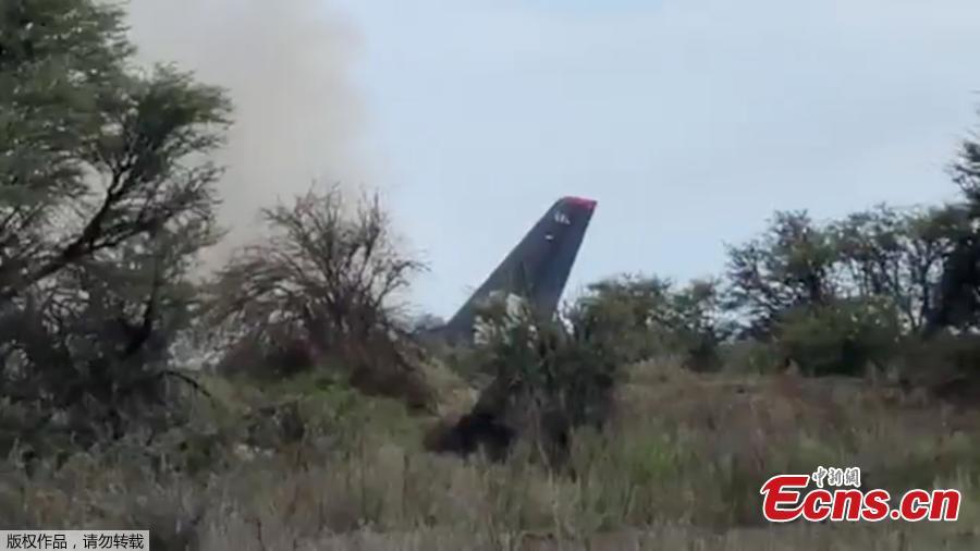 Smoke billows above an Aeromexico-operated Embraer passenger jet crashed in Mexico\'s northern state of Durango, July 31, 2018, in this still image taken from a video.(Photo/Agencies)