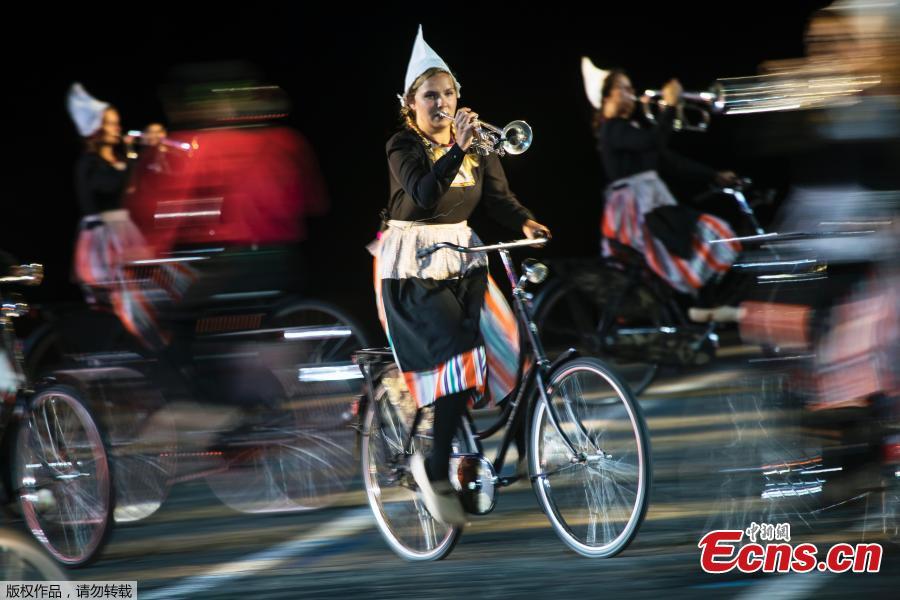 Bicycle Showband Crescendo from Netherlands perform during a rehearsal of the Spasskaya Tower international military music festival in Red Square, in Moscow, Russia, Aug. 23, 2018. (Photo/Agencies)