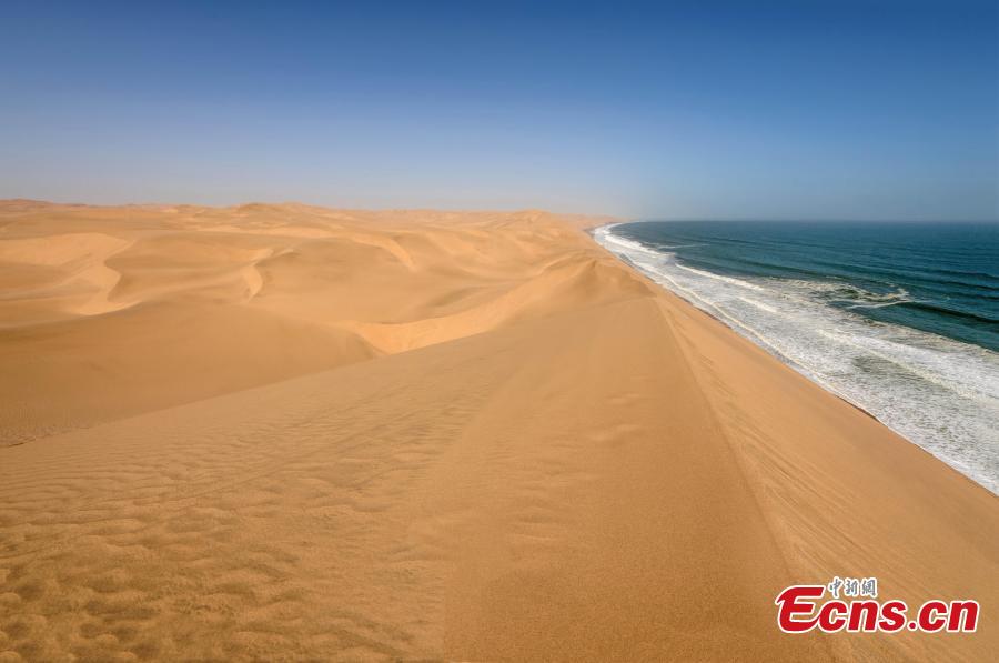 The amazing landscape in Namibia. (Photo provided to China News Service)