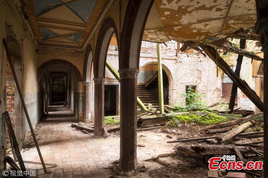 A dilapidated German home (Photo/VCG)