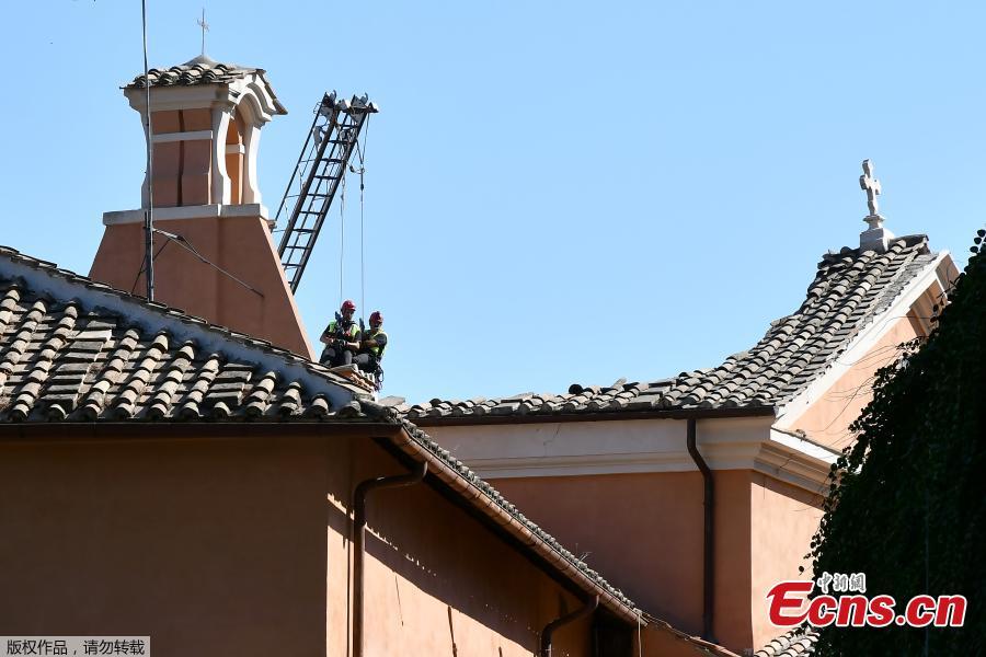 A part of the collapsed roof of the San Giuseppe dei Falegnami church is seen in Rome, Italy, Aug. 30, 2018. The church was closed to the public at the time and is normally open only for marriage ceremonies, but dogs were brought in to sniff through the rubble to make certain no one had been buried, the fire department said. (Photo/Agencies)
