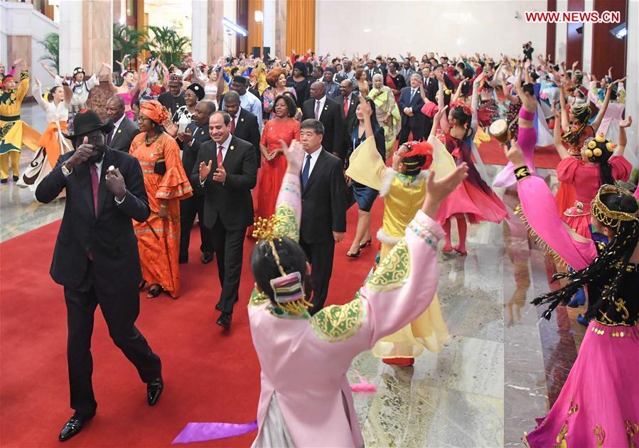 Chinese President Xi Jinping and his wife Peng Liyuan, together with foreign leaders and their spouses attending the Beijing Summit of the Forum on China-Africa Cooperation (FOCAC), pose for a group photo before a welcoming banquet held at the Great Hall of the People in Beijing, capital of China, Sept. 3, 2018. (Xinhua/Zhang Ling)