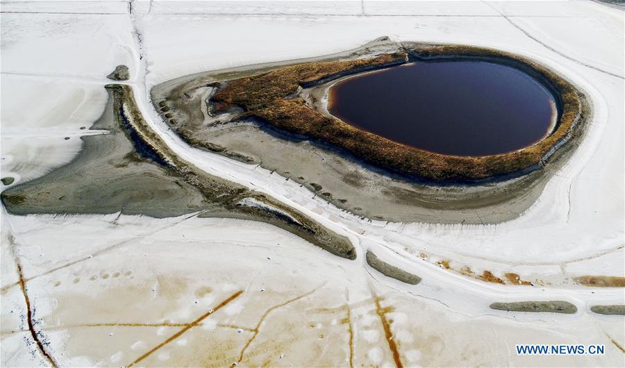 Aerial photo taken on Sept. 4, 2018 shows the scenery of salt lake in Yuncheng, north China\'s Shanxi Province. (Xinhua/Huang Wenpeng)
