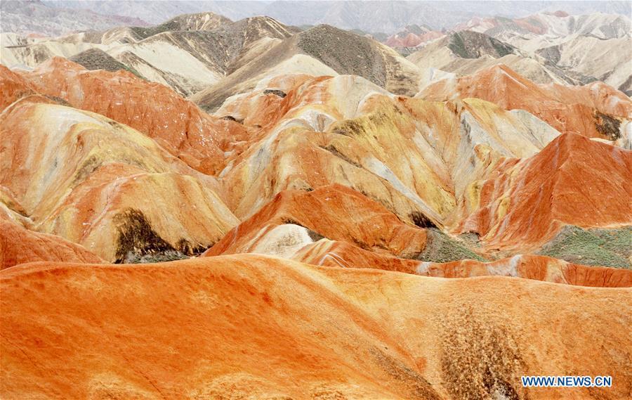 Photo taken on Sept. 5, 2018 shows the scenery of Danxia landform in Zhangye City, northwest China\'s Gansu Province. (Xinhua/Wei Hai)