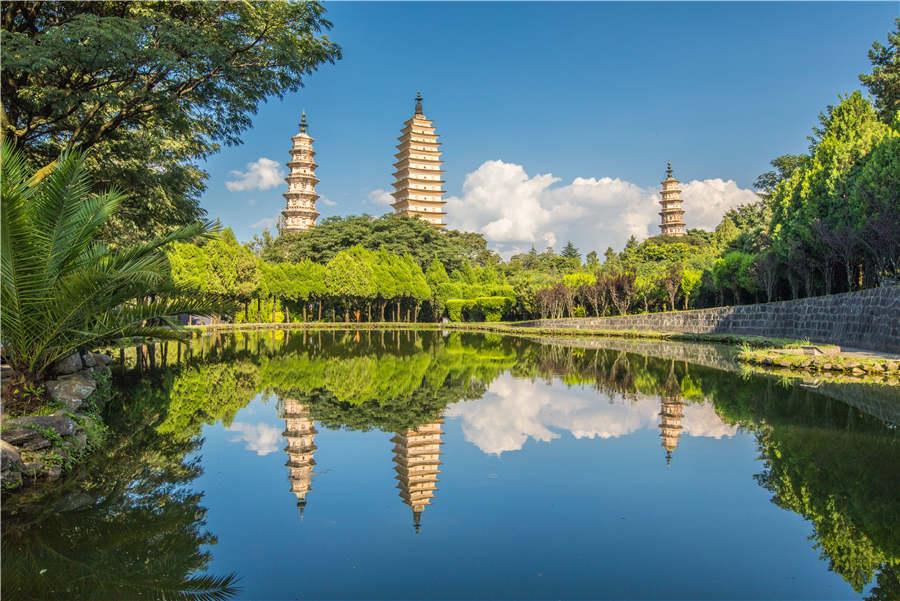 A view of the Three Pagodas of Chongsheng Temple in Dali, Yunnan Province. (Photo provided to chinadaily.com.cn)
Hailed as a \