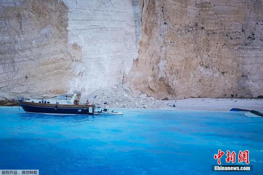 A general view shows the beach Navagio following a rockfall, in the island of Zakynthos, Greece September 13, 2018. At least seven people were injured in the accident, Greek authorities said.(Photo/Agencies)