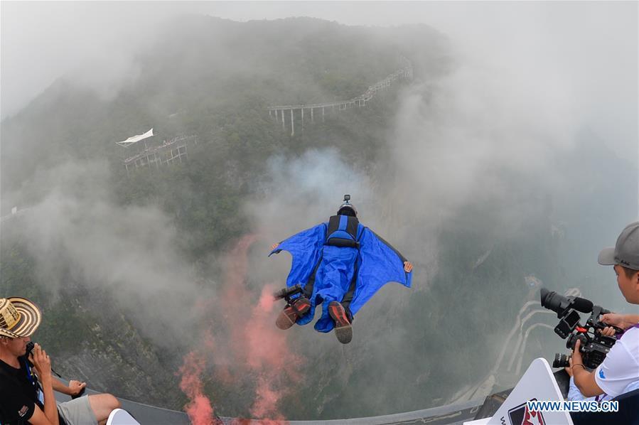 Gabriel Lott of Brazil competes during the World Wingsuit League China Grand Prix in Zhangjiajie, central China\'s Hunan Province, Sept. 15, 2018. (Xinhua/Zhang Xiaoyu)