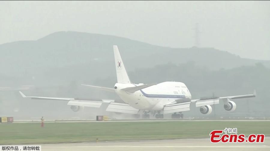 In this image made from video, South Korean President Moon Jae-in arrives in Pyongyang, DPRK, Sept. 18, 2018. Moon landed in Pyongyang for his third summit this year with Kim. (Photo/Agencies)