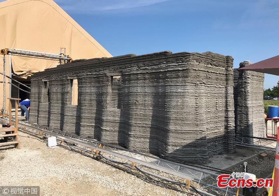 US Marine Corps Systems Command used a 3D printer to construct a prototype concrete barracks measuring 500 sq ft (46 sq m) in just 40 hours. The Marine Corps is now carrying out more research to see how the technology can be employed in the field and if the construction process can be refined further. (Photo/VCG)