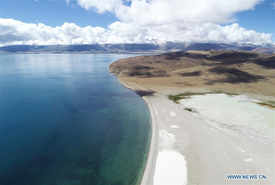 Aerial photo taken on Sept. 9, 2018 shows a view of Lake Manasarovar in Ngari, southwest China\'s Tibet Autonomous Region. The Ngari area has an average altitude of over 4,000 meters above sea level. (Xinhua/Purbu Zhaxi)