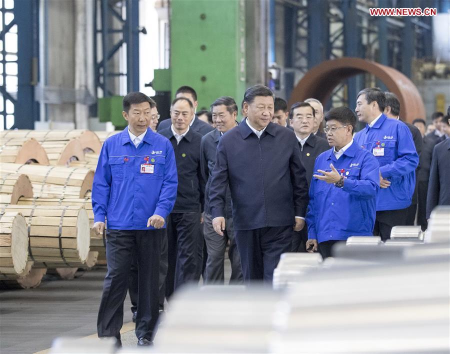 Chinese President Xi Jinping, also general secretary of the Communist Party of China (CPC) Central Committee and chairman of the Central Military Commission, visits a workshop of China First Heavy Industries (CFHI) in Qiqihar, northeast China\'s Heilongjiang Province, Sept. 26, 2018. Xi inspected Qiqihar on Wednesday. (Xinhua/Wang Ye)