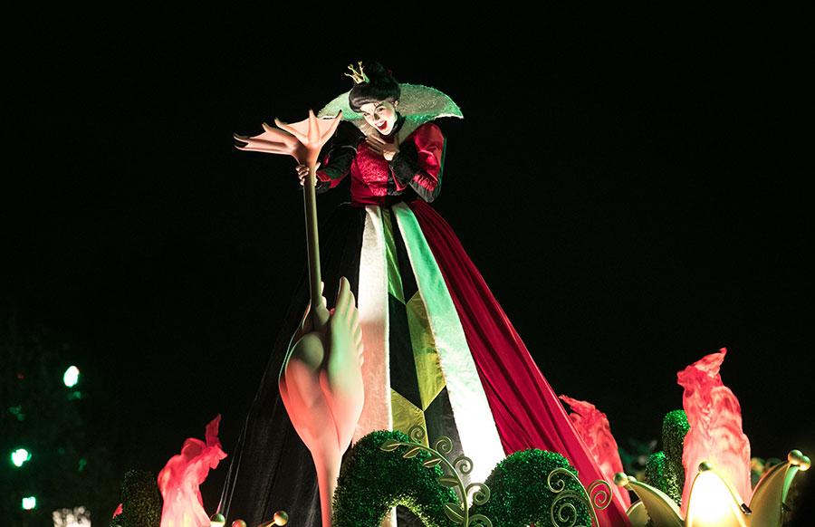 This fall, spooky fun and entertainment can be found all over Shanghai Disney Resort as the Halloween season returns in full force. Until Nov. 4, guests can find mysterious events, special parties, Halloween-themed treats, decorations, and more, with many not-so-scary surprises designed to help guests experience the magic of the season. (Photo provided to China Daily)