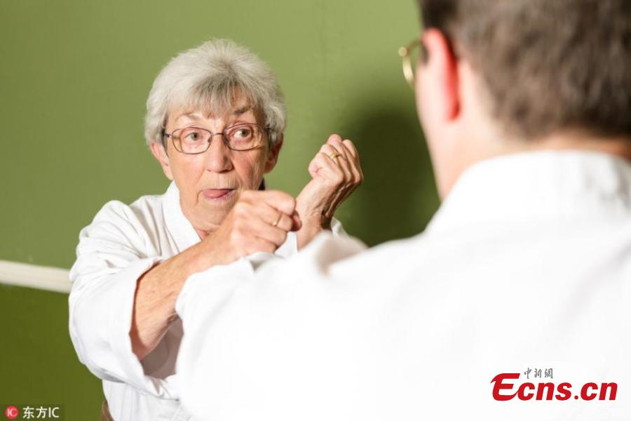 Ede Smith, a karate-mad pensioner dubbed ‘ninja nan,’ can break boards with her bare hands and flip grown men three times her weight ? despite being just 5ft 1in. The grandma-of-five got into karate five years ago after her grandson took her to a training session at his school. Ede, from Great Dalby village in Leicestershire, UK, said: “I like karate because it proves to me that I’m capable of doing things that I didn’t think I would be able to do otherwise.” She also said she had rheumatoid arthritis, a knee replacement and a high calcium count which left her unable to do much at all ? but it’s never stopped her from enjoying karate.