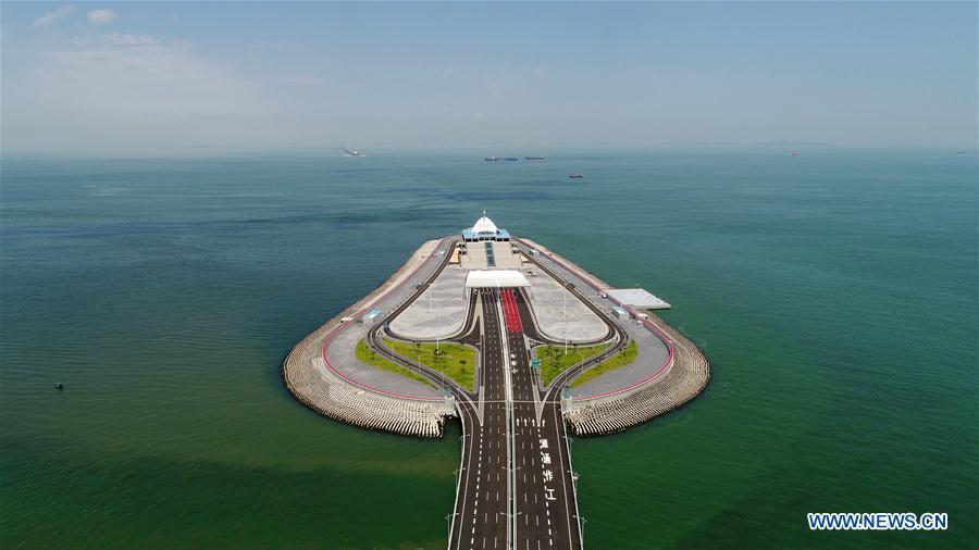 Aerial photo taken on July 11, 2018 shows the artificial island of the Hong Kong-Zhuhai-Macao Bridge. (Xinhua/Liang Xu)