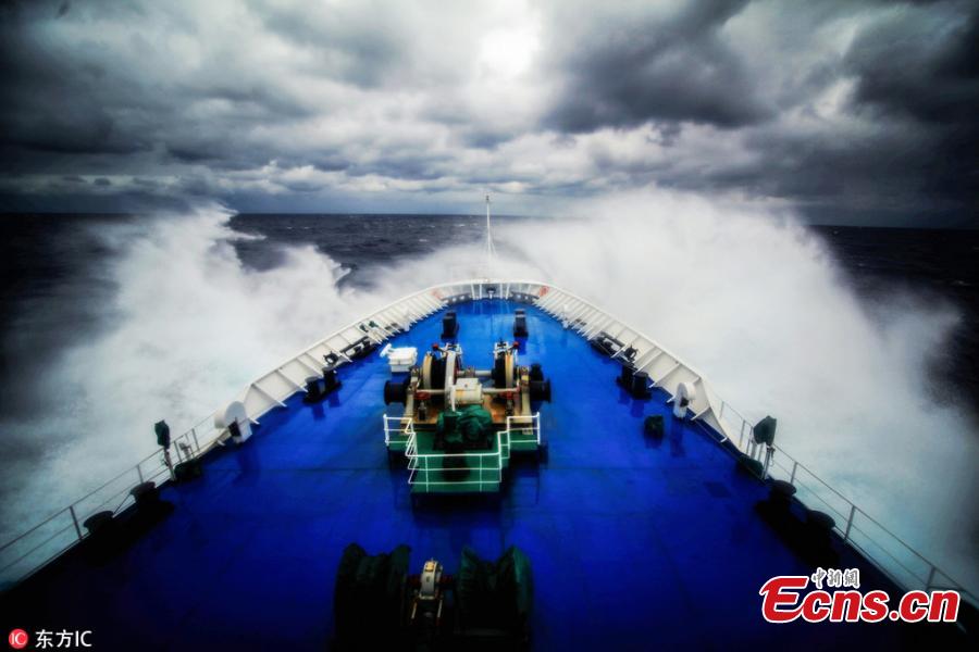 Photos taken from onboard the Chinese space-tracking ship Yuanwang-3 during its voyage in the Pacific Ocean, Oct. 23, 2018. Yuanwang-3 departed on Oct. 2 to carry out four maritime space monitoring and communication missions for the BeiDou-3 and other satellites in the Pacific Ocean. (Photo/IC)